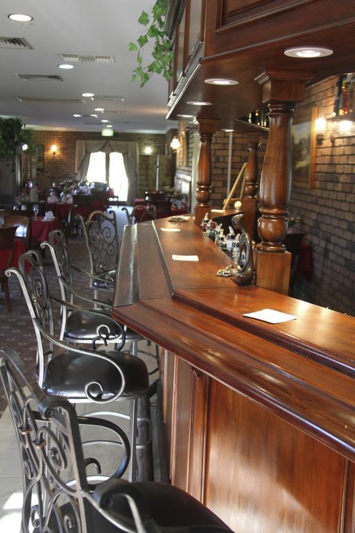 Overlander Homestead Motel Roma Zewnętrze zdjęcie